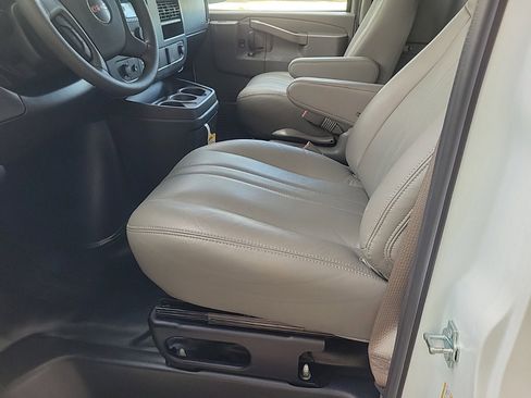 New 2025 GMC Savana 2500 Extended w/ Driver Convenience Package image 14