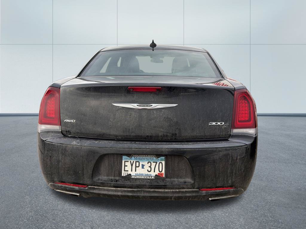 Used 2017 Chrysler 300 S AWD/4WD image 5