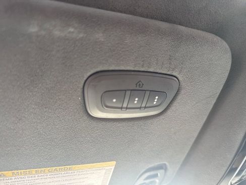 Used 2022 Jeep Grand Wagoneer Series III w/ Rear Seat Video Group 1 image 33