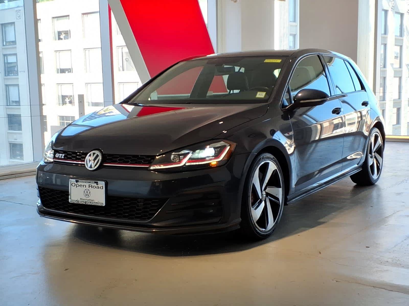 Used 2018 Volkswagen GTI SE w/ SE Leather Package FWD image 1