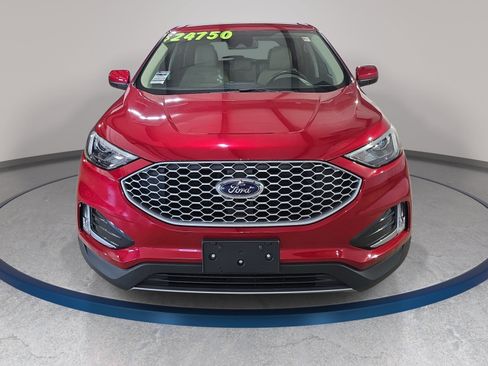 Used 2024 Ford Edge SEL w/ Convenience Package AWD/4WD image 3