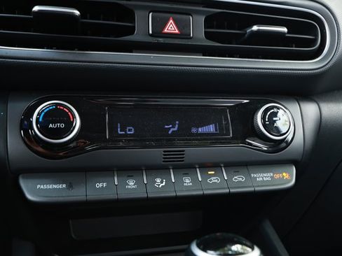 Used 2023 Hyundai Kona SEL w/ Convenience Package FWD image 18