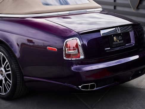 Used 2008 Rolls-Royce Phantom Drophead Coupe image 12