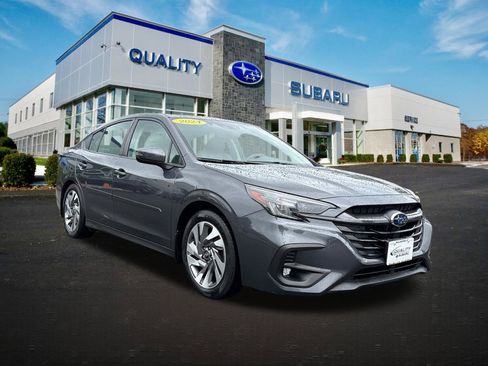 Used 2024 Subaru Legacy Limited AWD/4WD image 5
