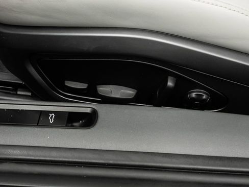 Used 2024 Porsche 911 Carrera 4S image 38