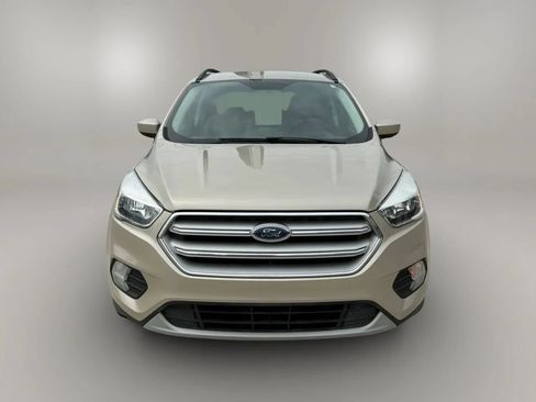 Used 2018 Ford Escape SE FWD image 2