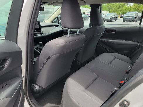 Used 2024 Toyota Corolla LE FWD image 12