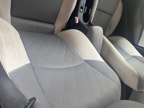 Used 2024 Toyota Corolla LE w/ LE Convenience Package FWD image 2