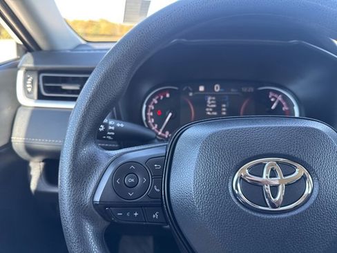 Used 2024 Toyota RAV4 XLE image 9