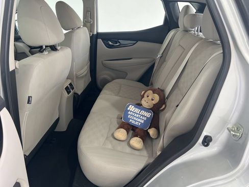 Used 2019 Nissan Rogue Sport SV FWD image 22