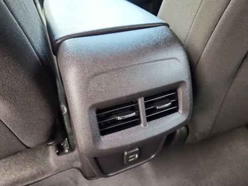 Used 2024 Chevrolet Equinox LT AWD/4WD image 14