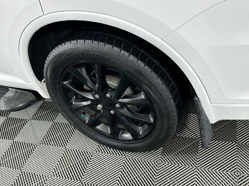 Used 2018 Dodge Durango GT w/ Premium Group image 40