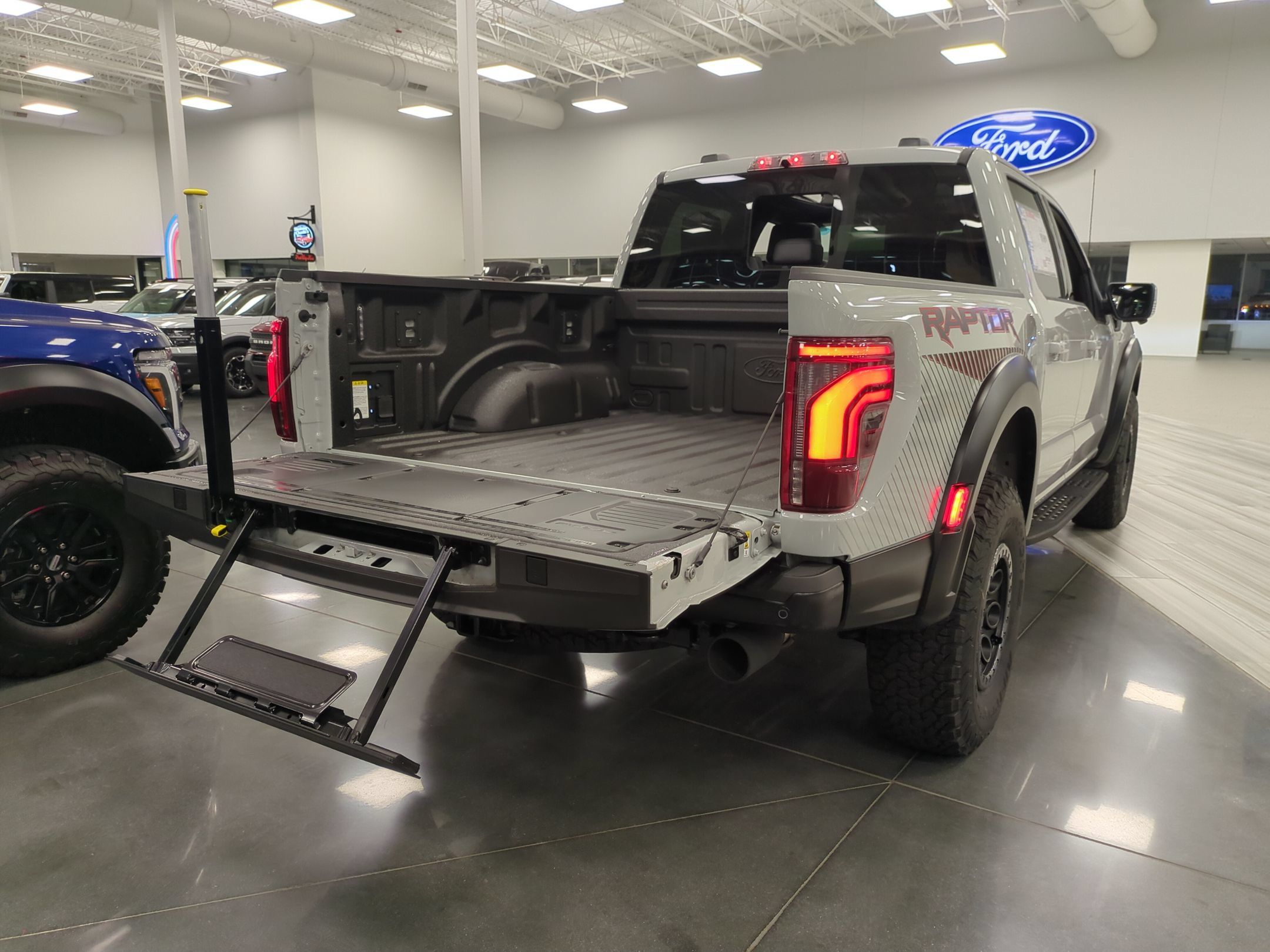 New 2026 Ford F150 Raptor AWD/4WD image 42