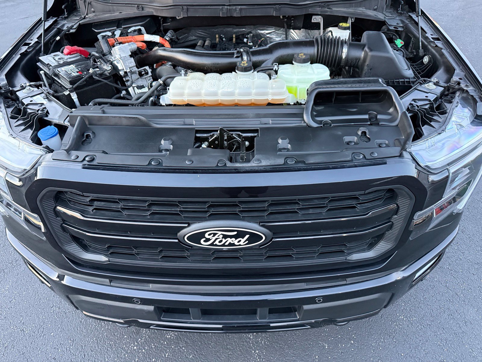 Used 2024 Ford F150 Lariat w/ Equipment Group 502A High AWD/4WD image 42