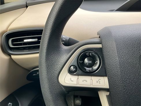 Used 2017 Toyota Prius Two w/ Prius Two Safety Plus Package image 26