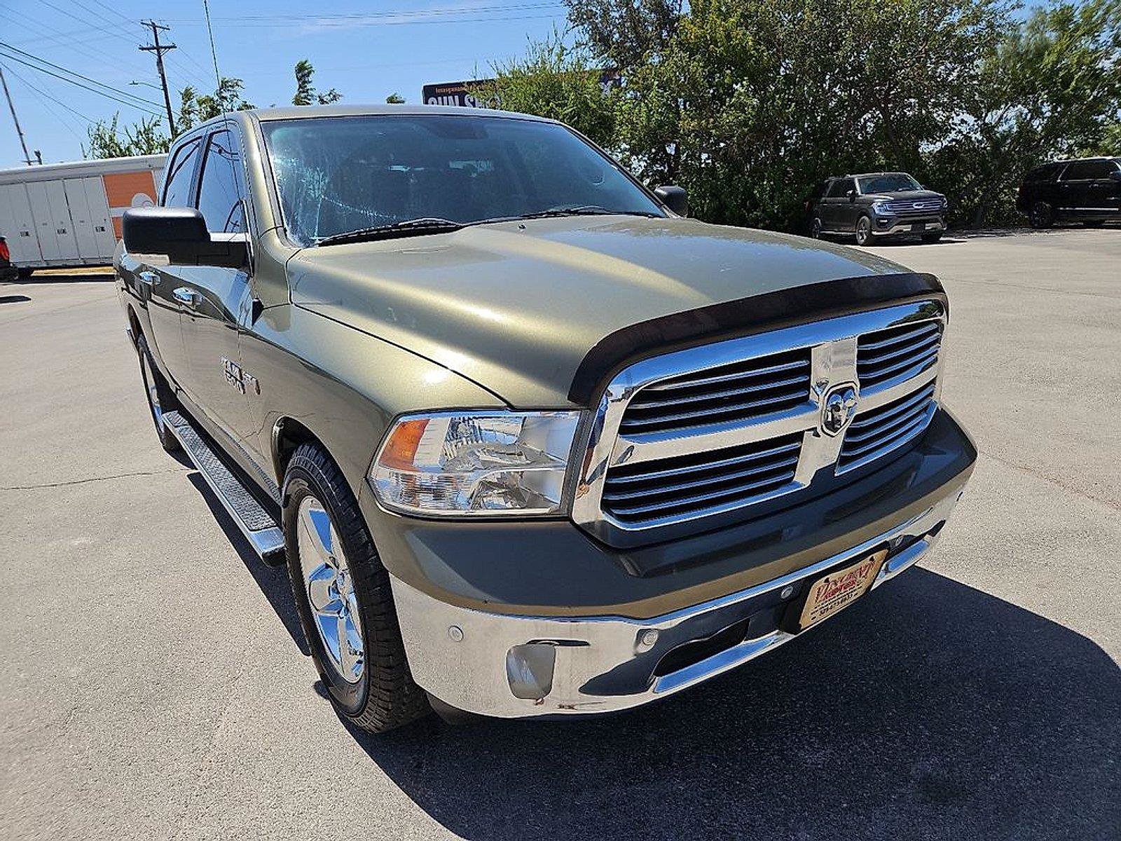 Used 2015 RAM 1500 Lone Star RWD image 11