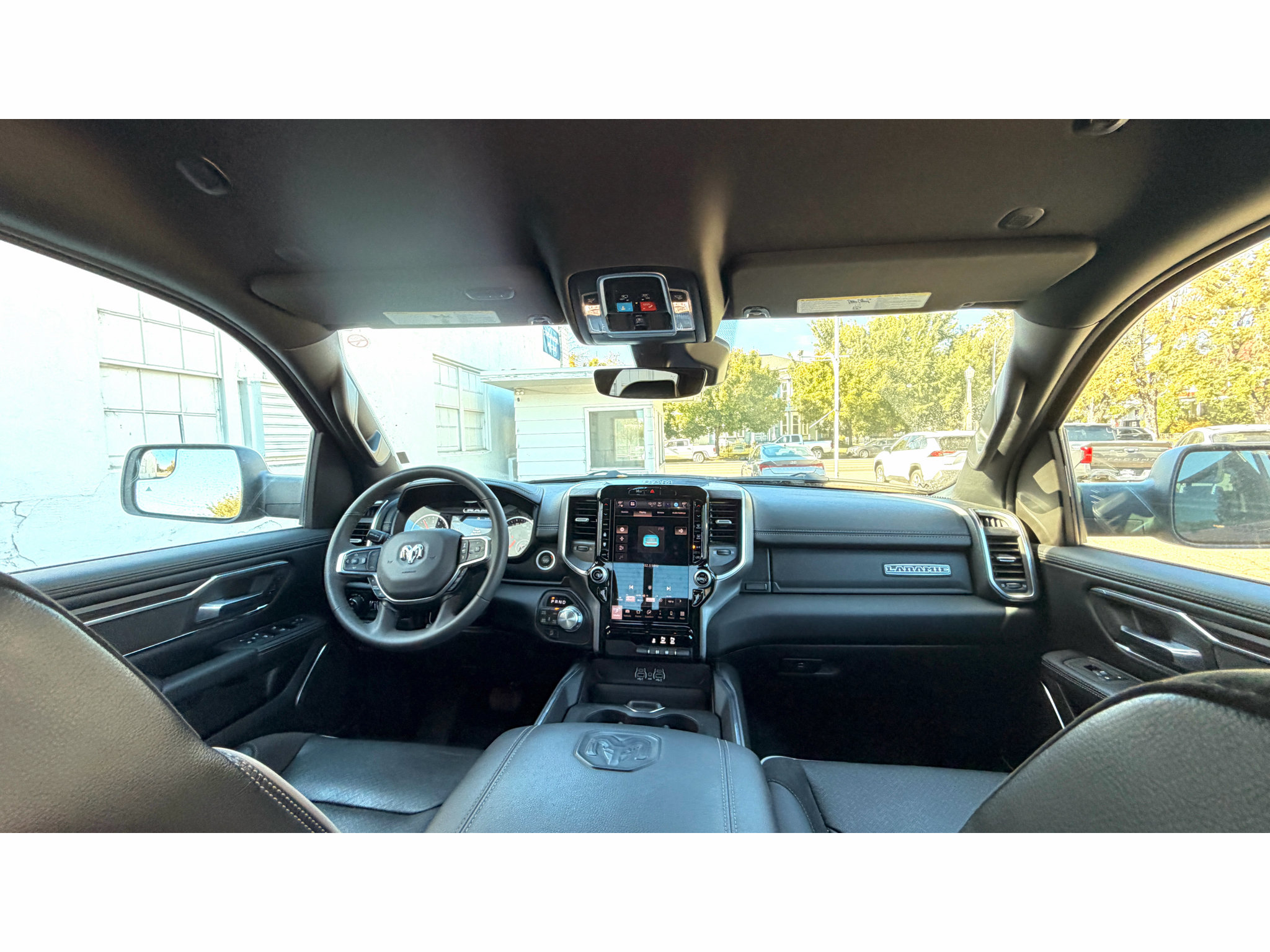 Used 2026 RAM 1500 Laramie AWD/4WD image 14