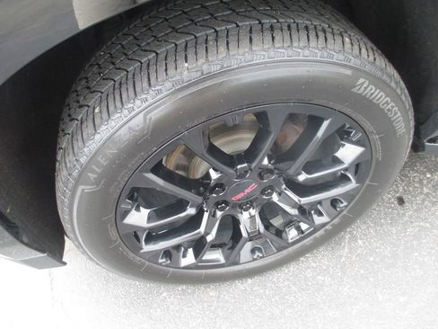 Used 2023 GMC Yukon XL Denali w/ Max Trailering Package AWD/4WD image 14