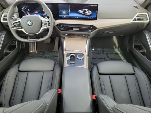 Used 2025 BMW 330i xDrive Sedan image 14