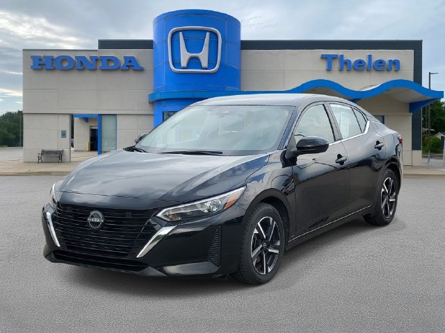 Used 2024 Nissan Sentra SV FWD image 2