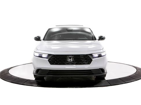 Used 2023 Honda Accord Sport image 10