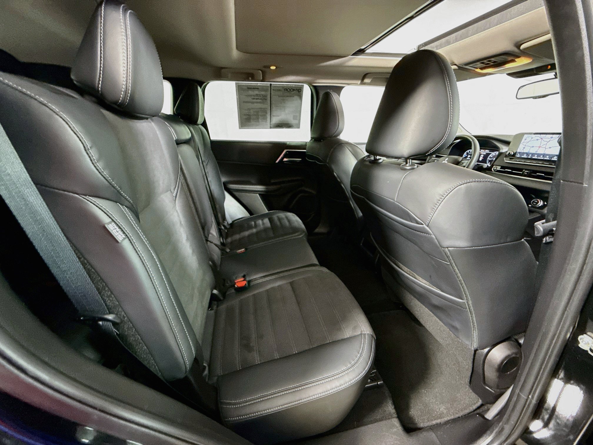 Used 2023 Mitsubishi Outlander SE AWD/4WD image 27