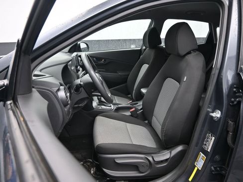 Used 2018 Hyundai Kona SE image 25