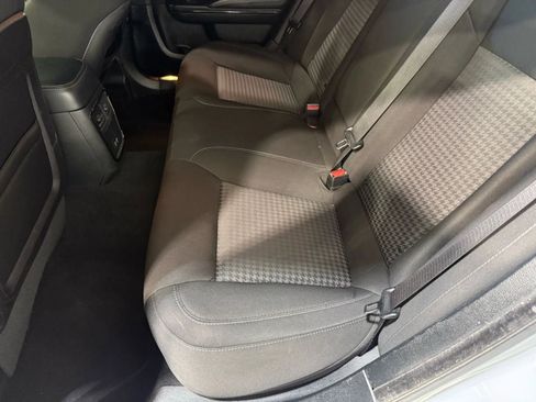 Used 2022 Dodge Charger R/T w/ Blacktop Package image 19