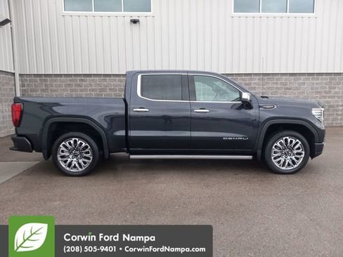Used 2023 GMC Sierra 1500 Denali Ultimate image 2
