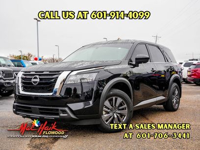 Used 2024 Nissan Pathfinder S