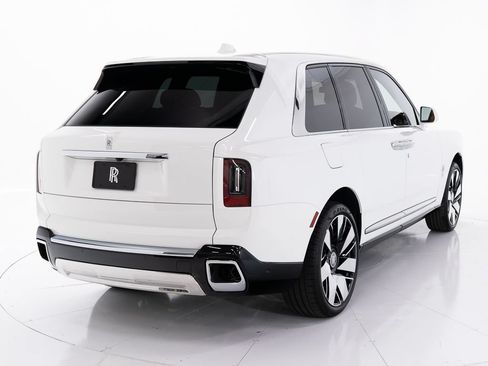 New 2026 Rolls-Royce Cullinan AWD/4WD image 5