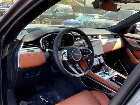 New 2026 Jaguar F-PACE R-Dynamic S AWD/4WD image 8