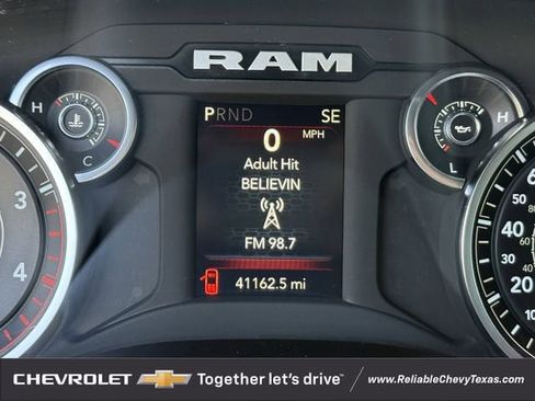 Used 2024 RAM 2500 Tradesman w/ Chrome Appearance Group image 19