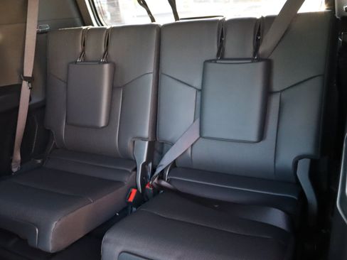 Used 2025 Lexus GX 550 w/ Accessory Package (2T) AWD/4WD image 36