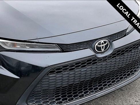 Used 2022 Toyota Corolla LE image 30
