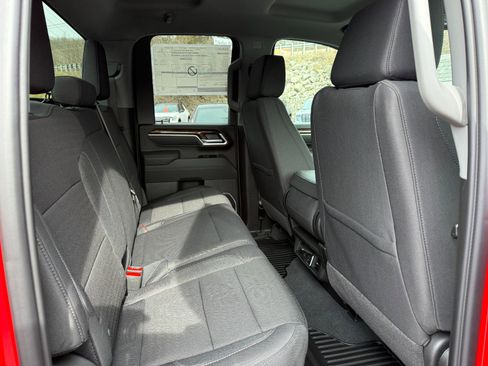 New 2026 GMC Sierra 2500 SLE w/ SLE Value Package; AWD/4WD image 19