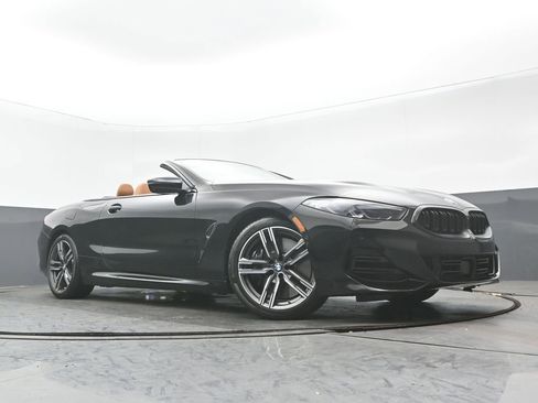 Used 2023 BMW 840i xDrive Convertible image 29