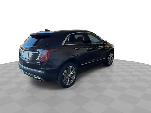 Certified 2025 Cadillac XT5 Premium Luxury image 8