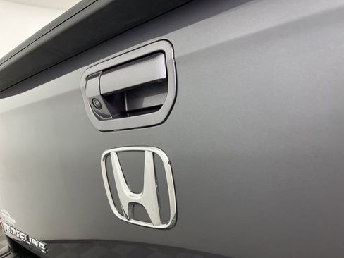 Used 2020 Honda Ridgeline Sport image 10