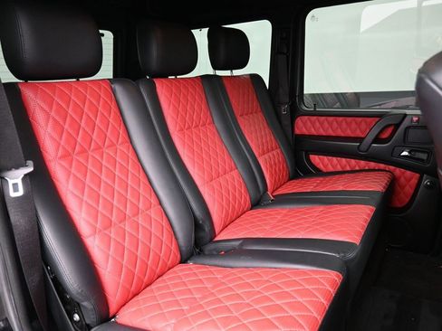 Used 2017 Mercedes-Benz G 63 AMG 4MATIC image 26