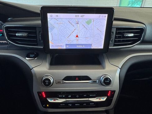 Used 2023 Ford Explorer XLT w/ Equipment Group 202A image 31