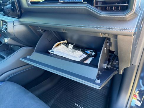 Used 2024 Ford Mustang Dark Horse image 5