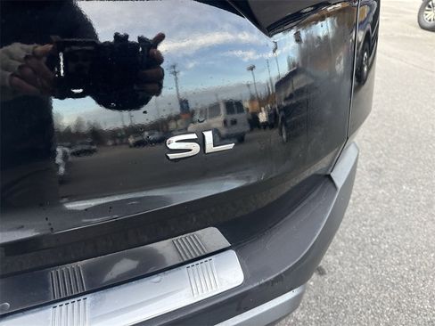 Used 2023 Nissan Rogue SL w/ SL Premium Package image 7