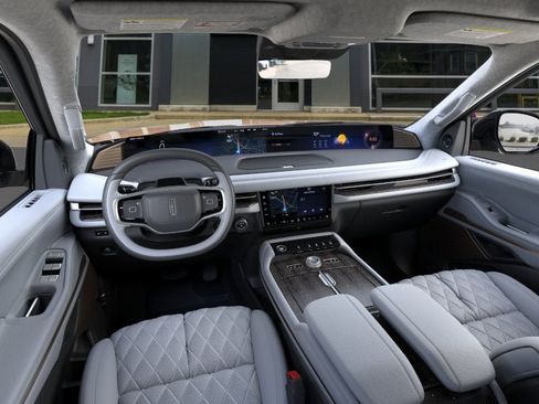 New 2026 Lincoln Navigator L Black Label AWD/4WD image 9