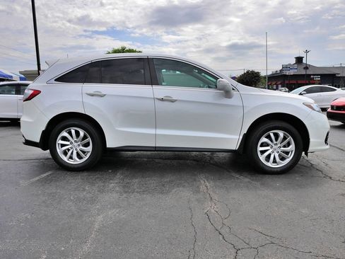Used 2018 Acura RDX AWD w/ Technology Package image 4