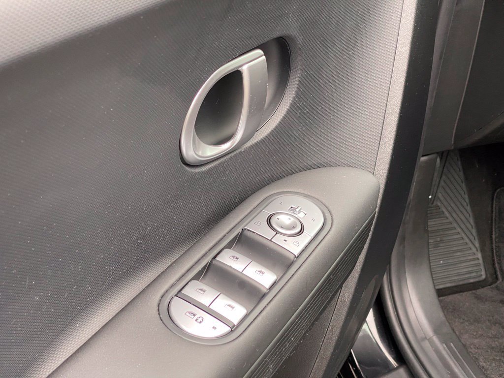 Used 2024 Hyundai Ioniq 5 SEL AWD/4WD image 12