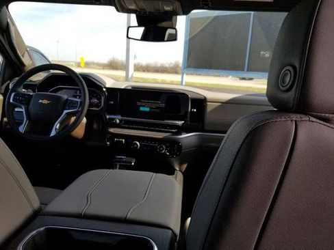 New 2026 Chevrolet Silverado 1500 LTZ w/ Z71 Off-Road Package image 10