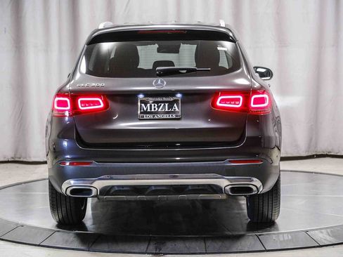 Certified 2022 Mercedes-Benz GLC 300 image 3