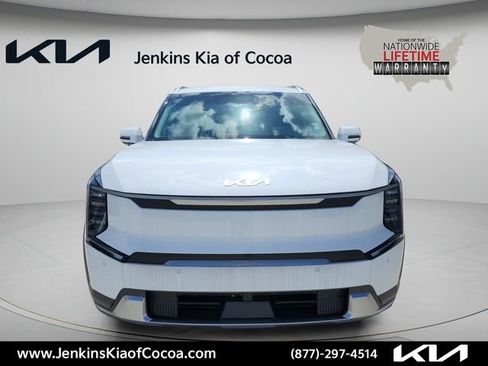 New 2026 Kia EV9 Wind AWD/4WD image 12