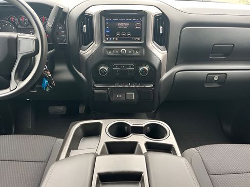 Used 2020 Chevrolet Silverado 1500 Custom w/ Custom Value Package RWD image 23